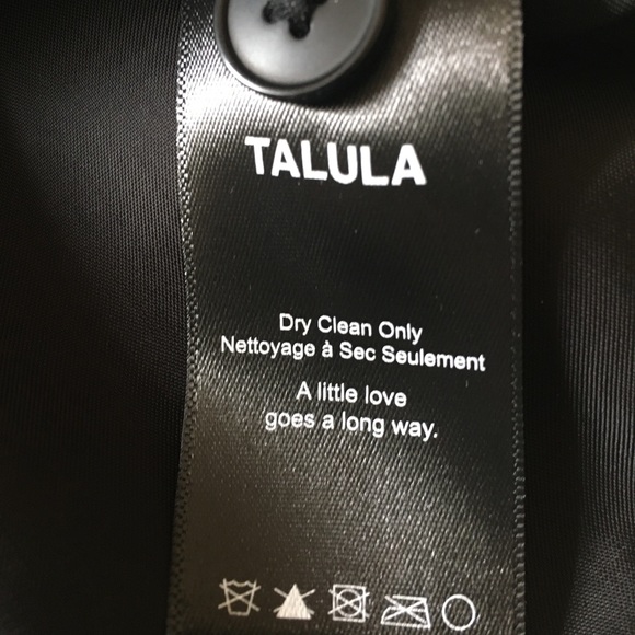 Aritzia Talula Zip Faux Leather Mini Skirt - Picture 8 of 9